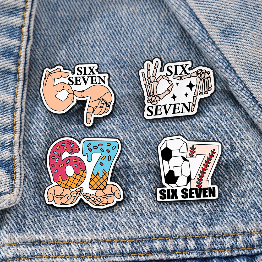 Cosplay Prop Bag - 4pcs Set Cute Enamel Football Pins